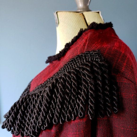 Anina Fringe Top/ Size L - Picture 1 of 6